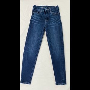 American Eagle Curvy Hi-Rise Jegging